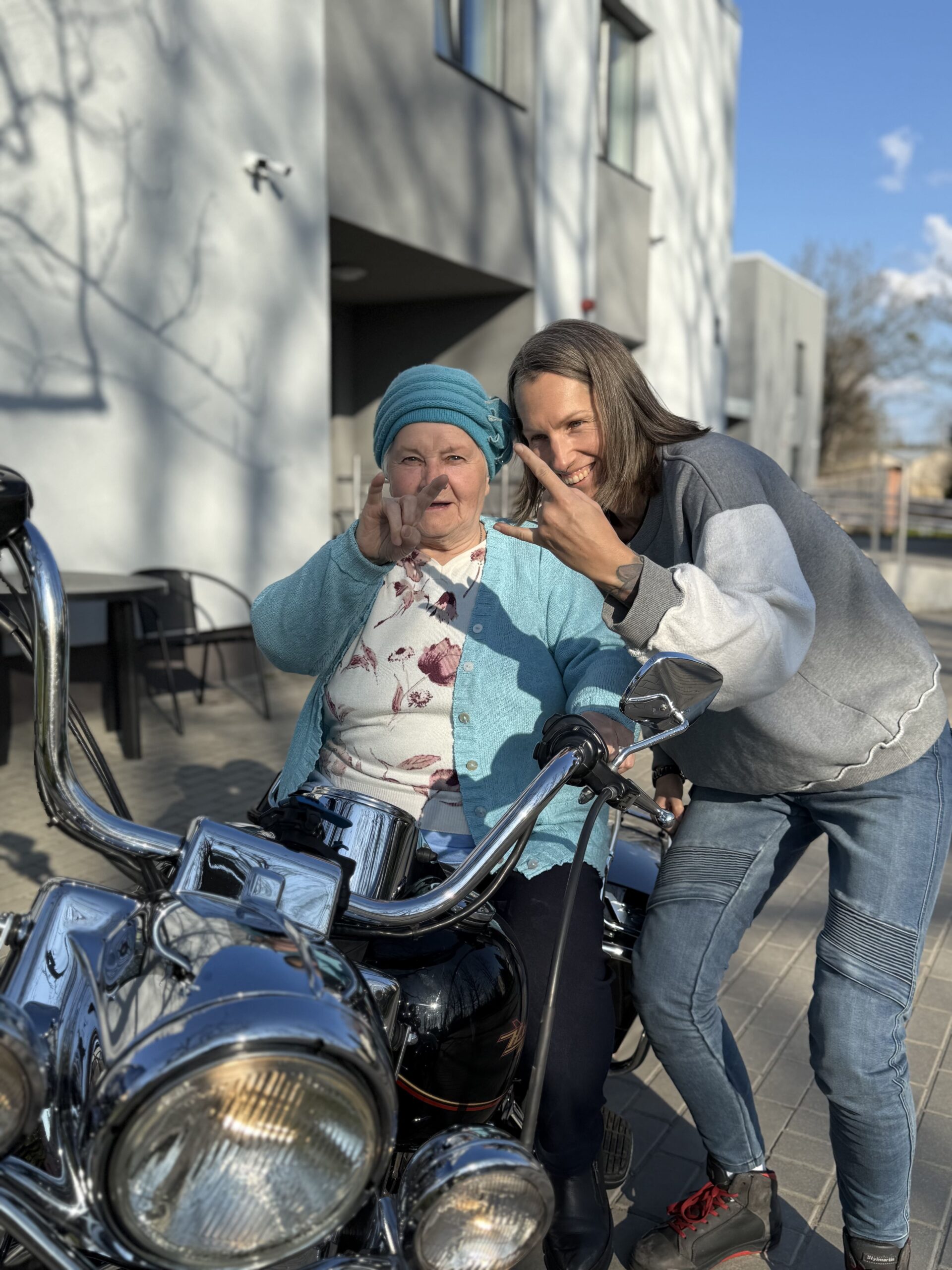 pansionāts Rīgā, aprūpe, demence, senior group